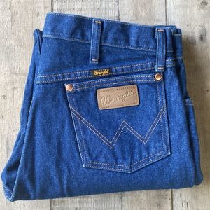 Wrangler jeans 34x32 dark wash